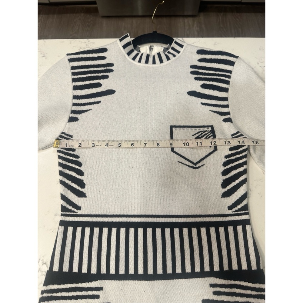 Creative Art Sweater Midi Dress - Size Medium - Picture 9 of 11